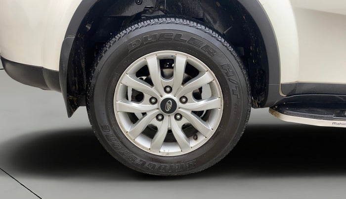 2020 Mahindra XUV500 W7, Diesel, Manual, 79,823 km, Right Rear Wheel