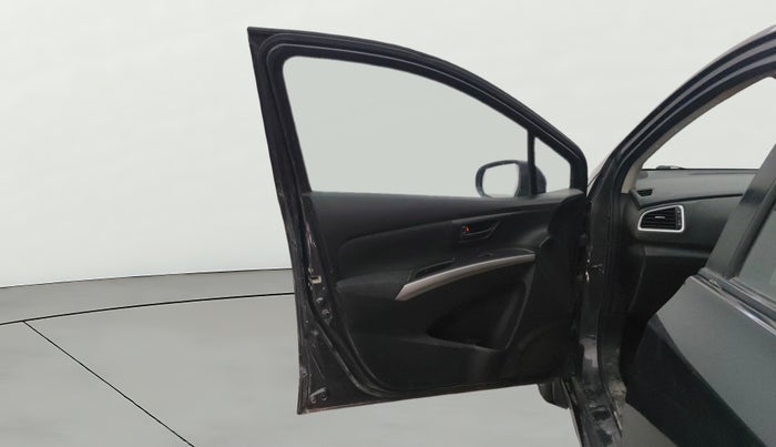 2022 Maruti S Cross SIGMA 1.5, Petrol, Manual, 39,031 km, LHS Front Door