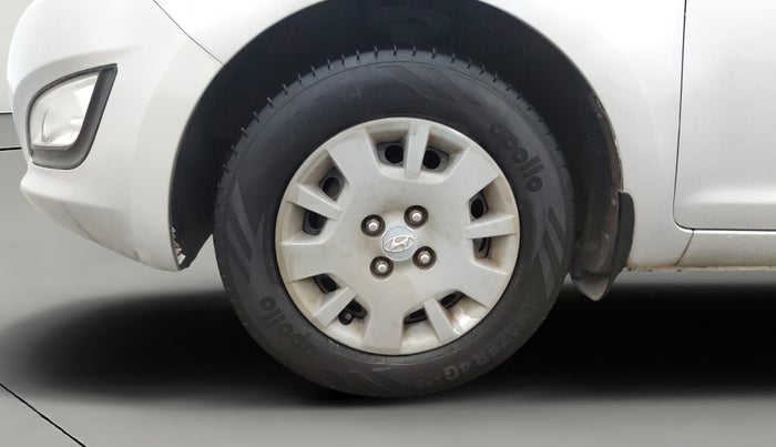 2013 Hyundai i20 MAGNA 1.2, Petrol, Manual, 77,604 km, Left Front Wheel