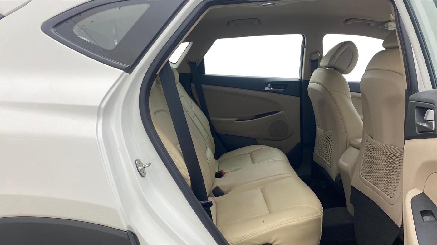 2018 Hyundai Tucson 2WD MT PETROL, Petrol, Manual, 50,233 km, Right Side Rear Door Cabin