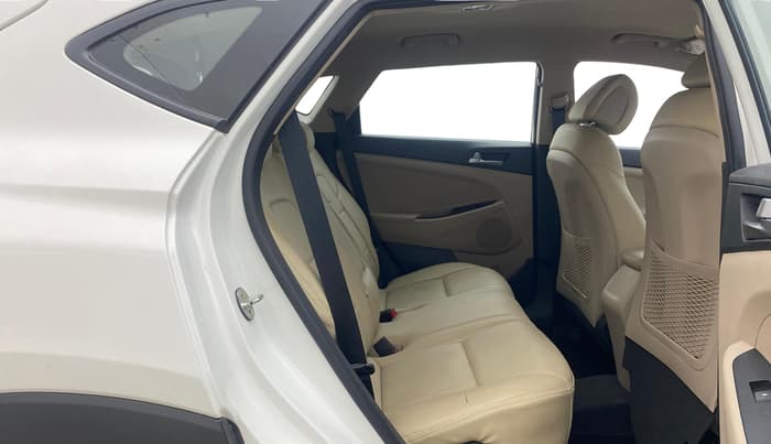 2018 Hyundai Tucson 2WD MT PETROL, Petrol, Manual, 50,164 km, Right Side Rear Door Cabin