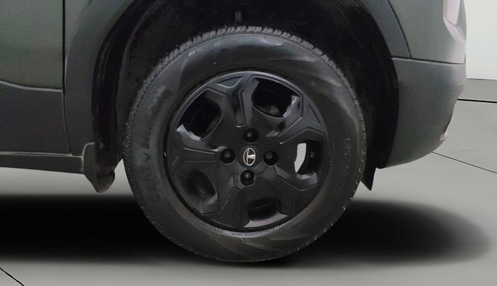 2022 Tata PUNCH  ACCOMPLISHED AMT CAMO EDITION, CNG, Automatic, 51,218 km, Right Front Wheel