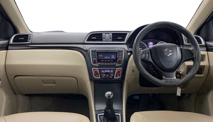 2018 Maruti Ciaz DELTA 1.5 SHVS MT PETROL, Petrol, Manual, 31,376 km, Dashboard