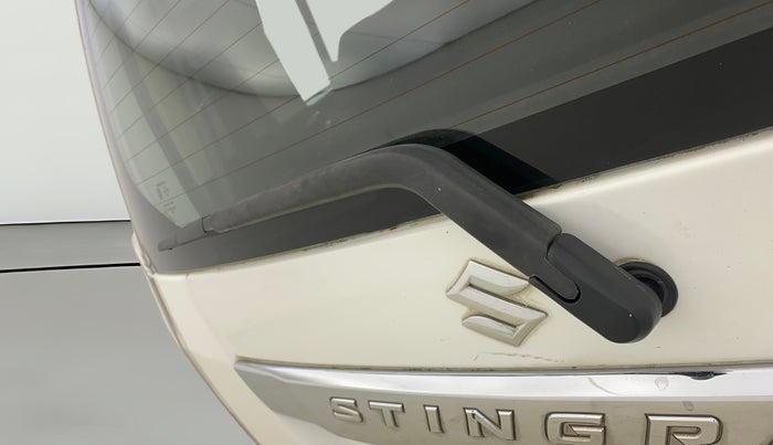 2015 Maruti Wagon R Stingray VXI, Petrol, Manual, 70,777 km, Rear Wiper