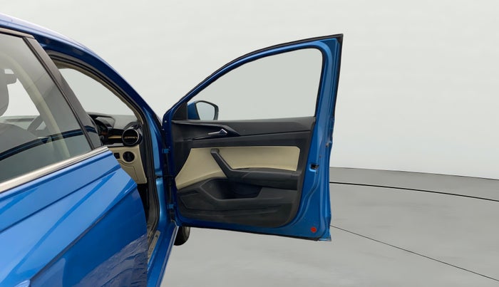 2022 Skoda SLAVIA STYLE 1.0L TSI AT, Petrol, Automatic, 81,938 km, RHS Front Door