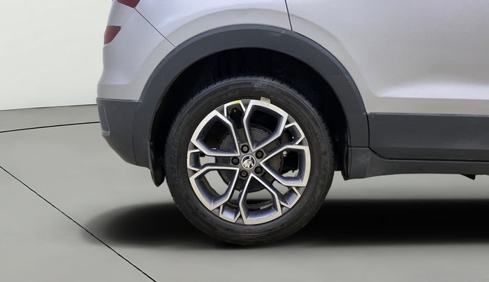 2022 Skoda KUSHAQ STYLE 1.5L TSI MT, Petrol, Manual, 15,817 km, Right Rear Wheel