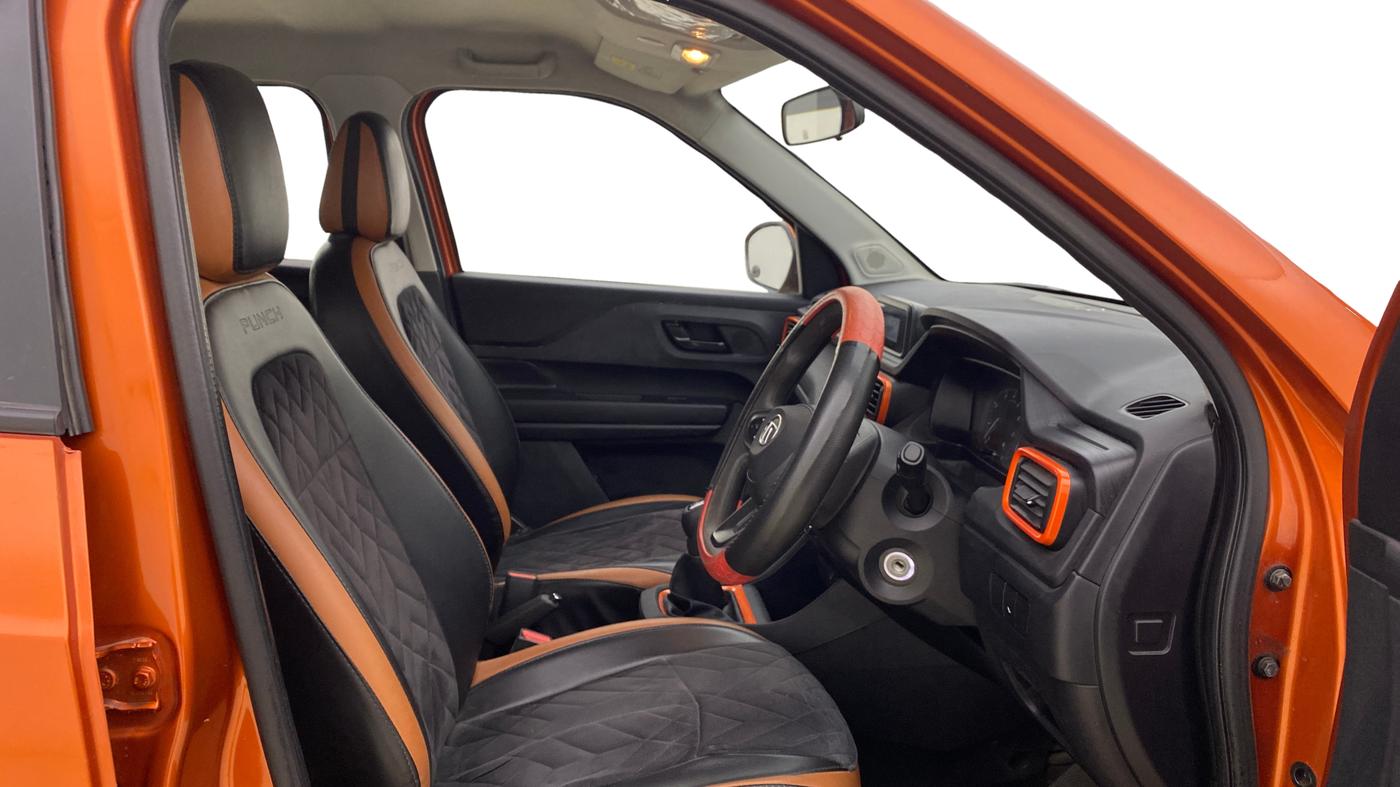 2022 Tata PUNCH ADVENTURE MT, Petrol, Manual, 45,108 km, Right Side Front Door Cabin