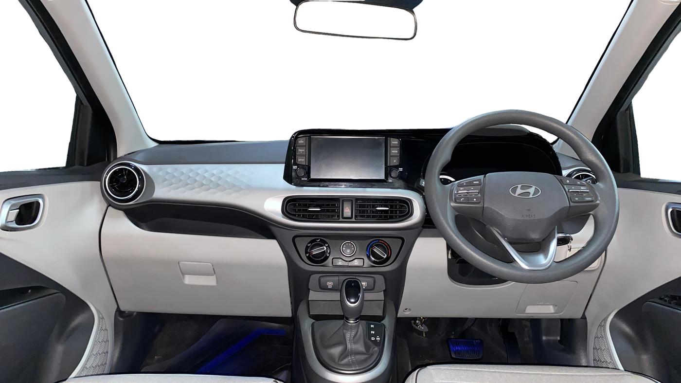 2023 Hyundai GRAND I10 NIOS SPORTZ EXECUTIVE AMT 1.2 KAPPA VTVT, Petrol, Automatic, 5,518 km, Dashboard
