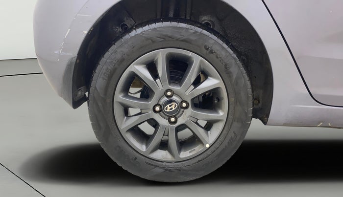 2019 Hyundai Elite i20 SPORTZ PLUS 1.2, CNG, Manual, 89,901 km, Right Rear Wheel