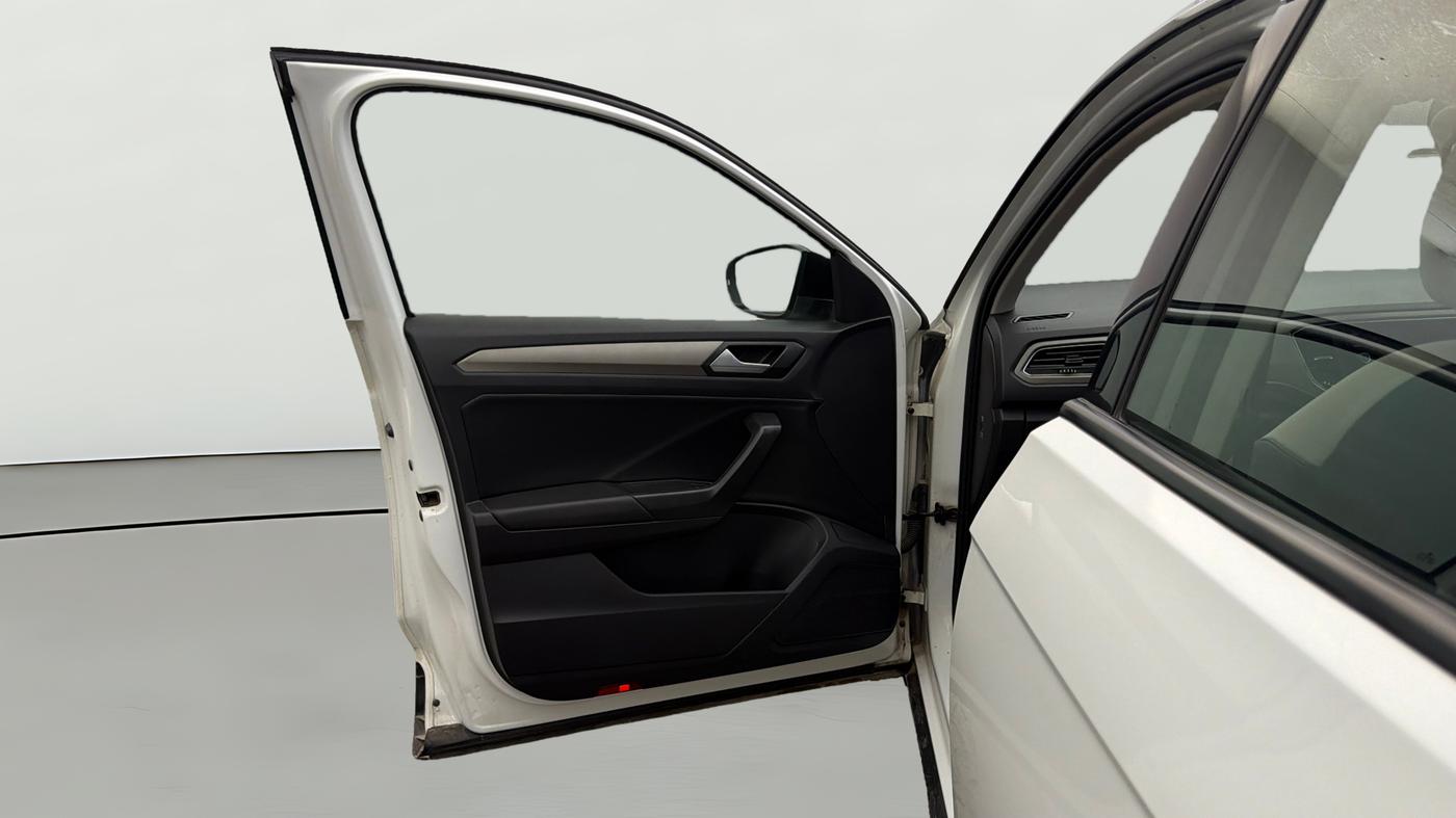 2021 Volkswagen T-ROC 1.5 TSI AT, Petrol, Automatic, 67,344 km, LHS Front Door