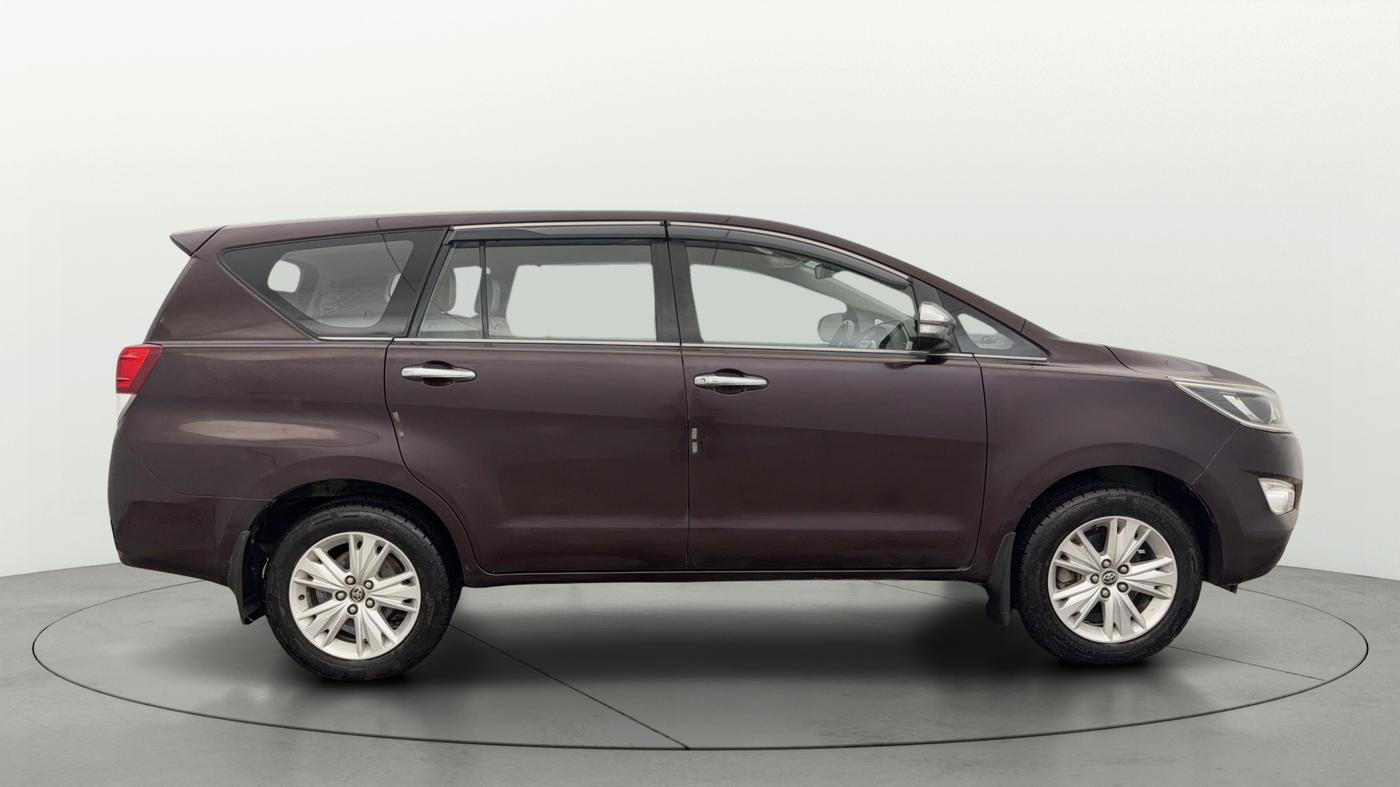 2016 Toyota Innova Crysta 2.7 ZX AT 7 STR, Petrol, Automatic, 45,048 km, Right Side View