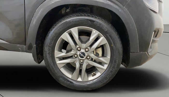 2022 KIA SELTOS HTX PETROL 1.5, Petrol, Manual, 35,386 km, Right Front Wheel