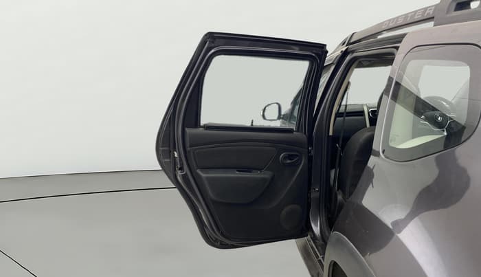 2019 Renault Duster RXS 1.5 PETROL MT, Petrol, Manual, 52,218 km, LHS Rear Door