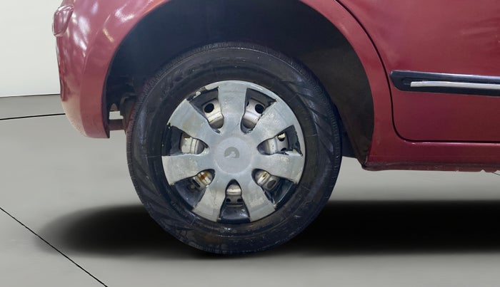 2017 Nissan Micra Active XL, Petrol, Manual, 70,200 km, Right Rear Wheel