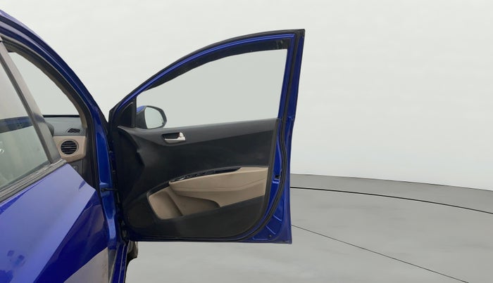 2015 Hyundai Xcent S (O) 1.2, Petrol, Manual, 86,932 km, RHS Front Door