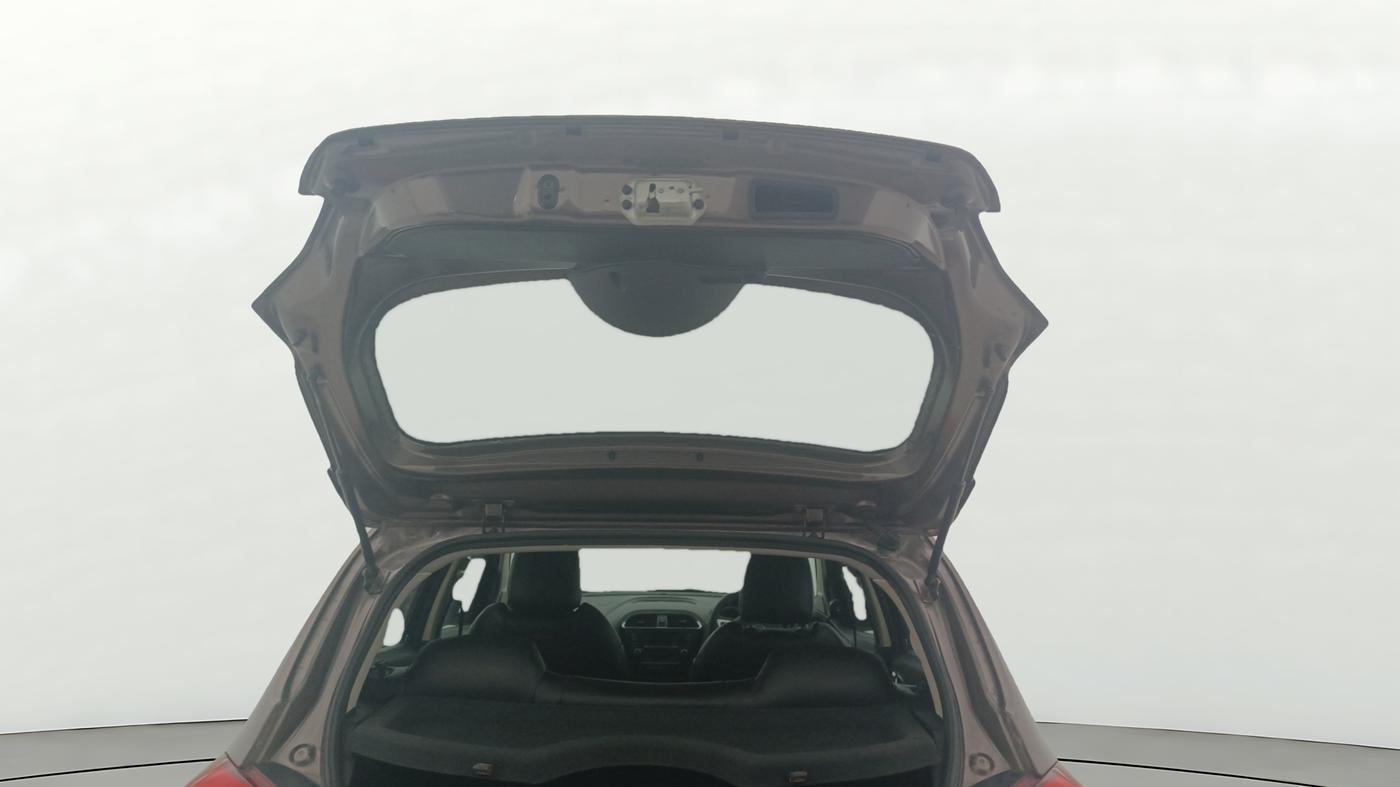 2017 Tata Tiago XZA PETROL, Petrol, Automatic, 39,600 km, Boot Door Open