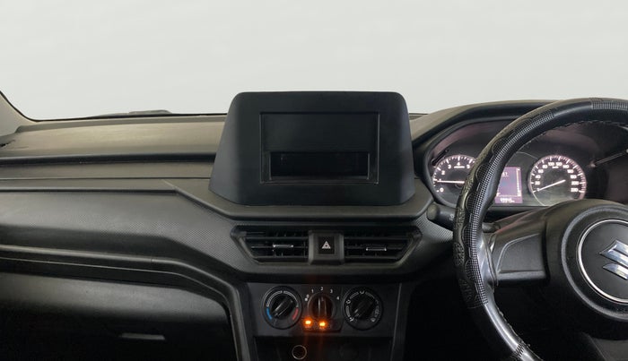 2023 Maruti BREZZA LXI, Petrol, Manual, 49,907 km, Air Conditioner