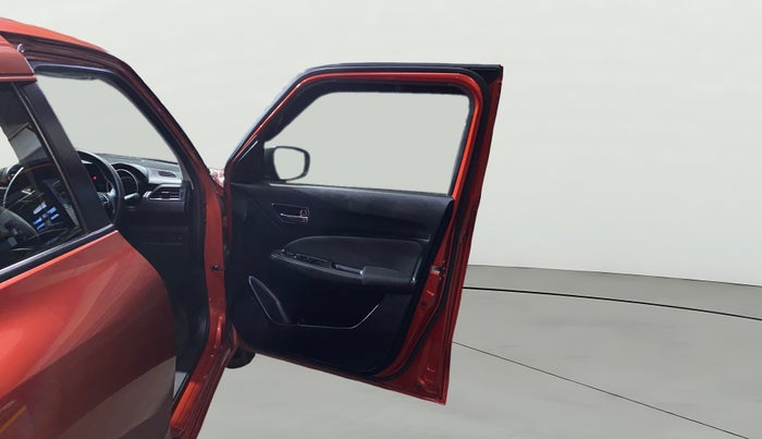 2019 Maruti Swift VXI, Petrol, Manual, 20,580 km, RHS Front Door