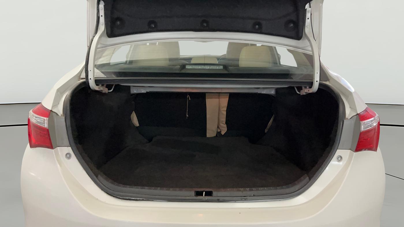 2015 Toyota Corolla Altis G PETROL, Petrol, Manual, 97,407 km, Boot Open Zoomed View