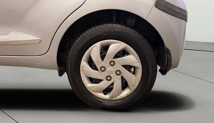 2019 Hyundai NEW SANTRO SPORTZ CNG, CNG, Manual, 78,715 km, Left Rear Wheel