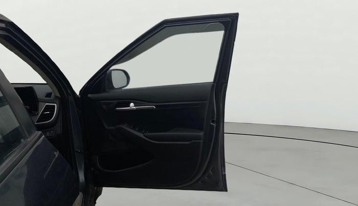 2019 KIA SELTOS HTK PLUS 1.5, Petrol, Manual, 86,637 km, RHS Front Door