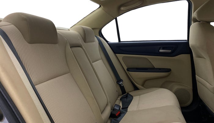 2022 Honda Amaze 1.2L I-VTEC S CVT, Petrol, Automatic, 35,572 km, Right Side Rear Door Cabin