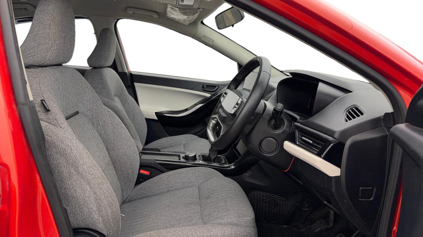 2025 Tata Curvv Creative 1.2 Petrol 6MT, Petrol, Manual, 10,278 km, Right Side Front Door Cabin