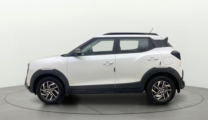 2024 Mahindra XUV 3XO AX5 1.2 L TCMPFi, Petrol, Manual, 5,026 km, Left Side