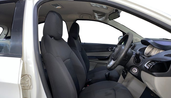 2017 Tata Tiago XZ PETROL, Petrol, Manual, 73,243 km, Right Side Front Door Cabin