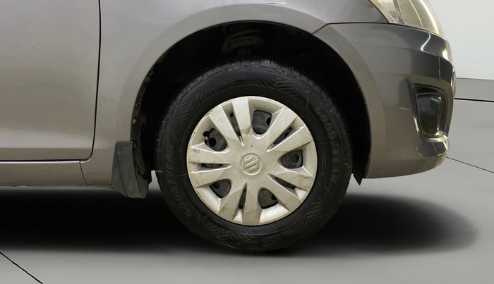 2014 Maruti Swift Dzire VXI, Petrol, Manual, 34,579 km, Right Front Wheel