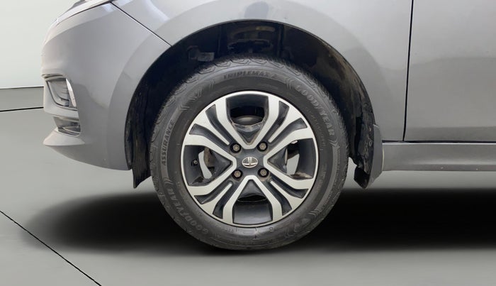 2023 Tata Tiago XT CNG, CNG, Manual, 40,781 km, Left Front Wheel