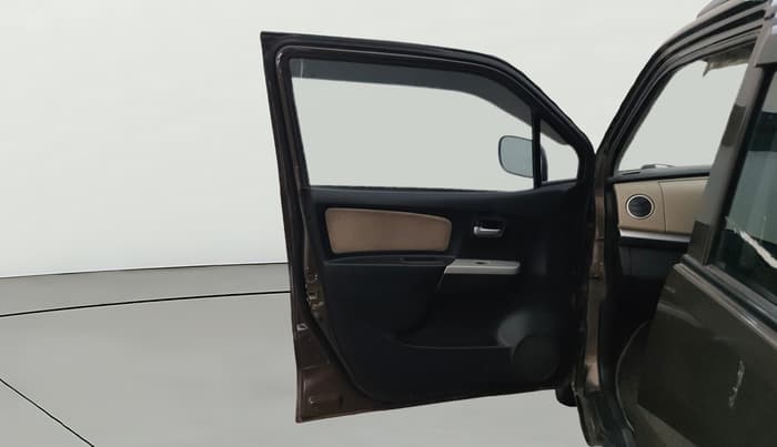 2018 Maruti Wagon R 1.0 LXI CNG (O), CNG, Manual, 76,701 km, LHS Front Door