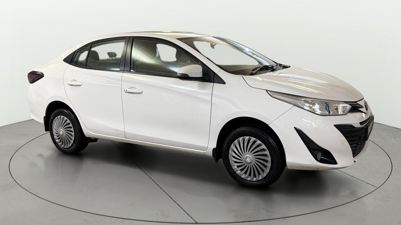 2018 Toyota YARIS G MT, Petrol, Manual, 52,666 km, Right Front Diagonal