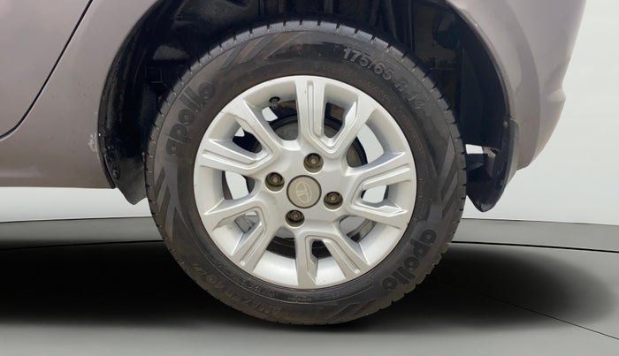 2018 Tata Tiago XZA PETROL, Petrol, Automatic, 54,703 km, Left Rear Wheel