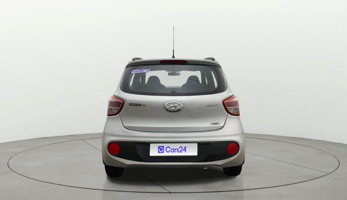 2017 Hyundai Grand i10 SPORTZ (O) AT 1.2 KAPPA VTVT, Petrol, Automatic, 25,292 km, Back/Rear