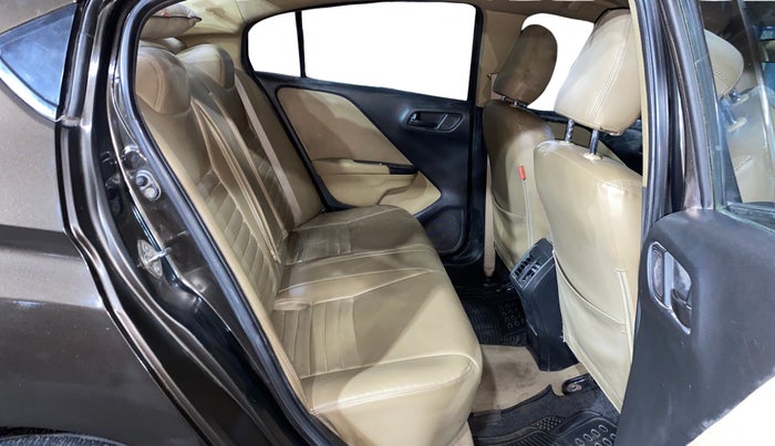 2015 Honda City 1.5L I-VTEC SV, Petrol, Manual, 62,341 km, Right Side Rear Door Cabin