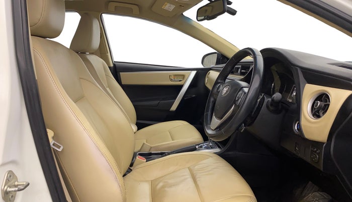 2017 Toyota Corolla Altis VL CVT PETROL, Petrol, Automatic, 1,19,988 km, Right Side Front Door Cabin