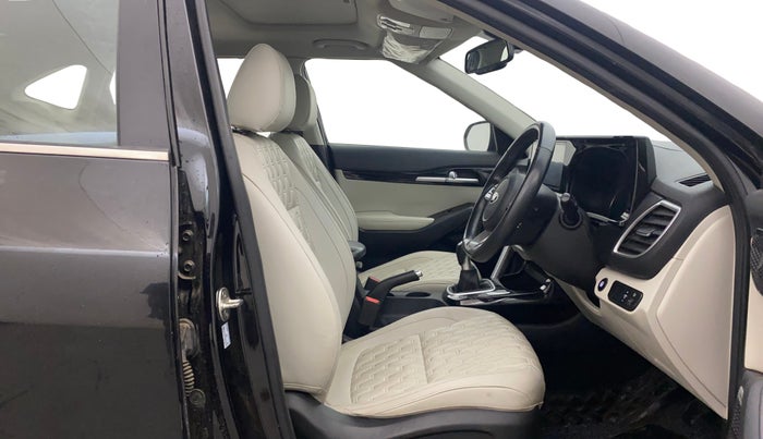 2020 KIA SELTOS HTX PLUS 1.5 DIESEL, Diesel, Manual, 73,462 km, Right Side Front Door Cabin