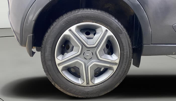 2018 Tata NEXON XT PETROL, Petrol, Manual, 61,927 km, Right Rear Wheel