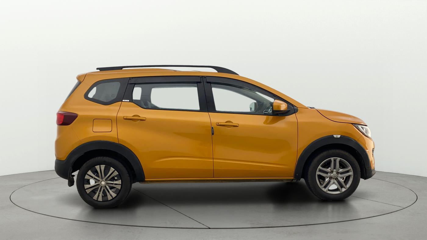 2020 Renault TRIBER RXZ AMT, Petrol, Automatic, 65,431 km, Right Side View