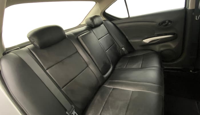 2017 Nissan Sunny XV DIESEL, Diesel, Manual, 81,545 km, Right Side Rear Door Cabin