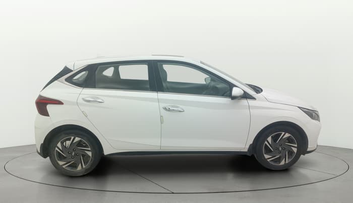 2022 Hyundai NEW I20 ASTA (O) 1.2 MT, Petrol, Manual, 34,455 km, Right Side View