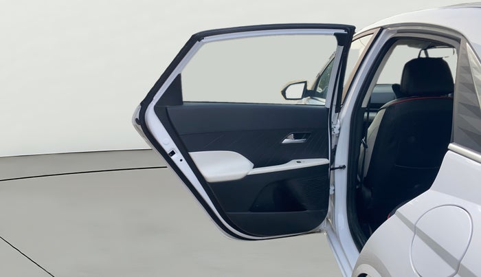 2023 Hyundai Verna SX 1.5 VTVT, Petrol, Manual, 8,525 km, LHS Rear Door