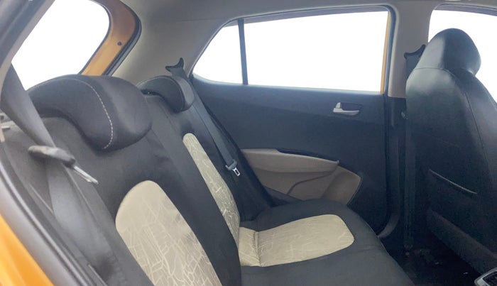 2015 Hyundai Grand i10 ASTA AT 1.2 KAPPA VTVT, Petrol, Automatic, 61,350 km, Right Side Rear Door Cabin