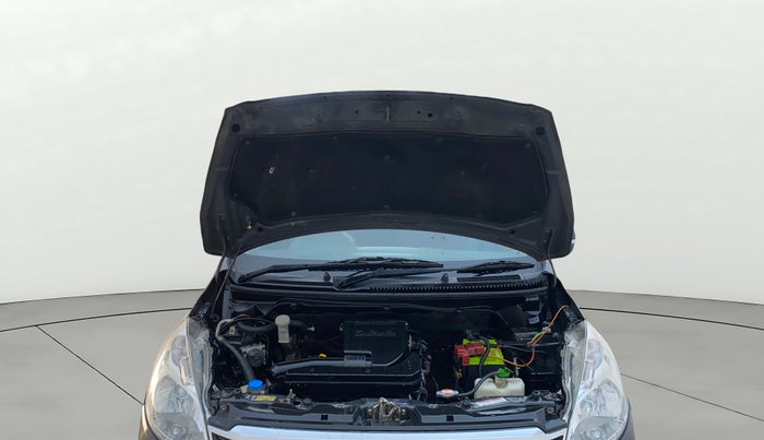 2016 Maruti Ertiga VXI, Petrol, Manual, 1,01,093 km, Open Bonet