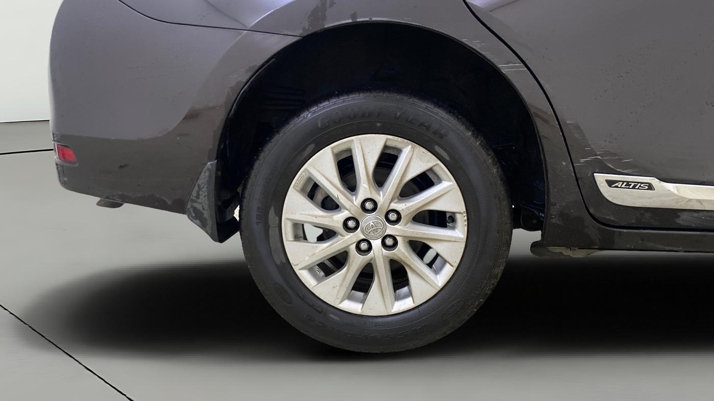 2017 Toyota Corolla Altis G CVT PETROL, Petrol, Automatic, 39,248 km, Right Rear Wheel