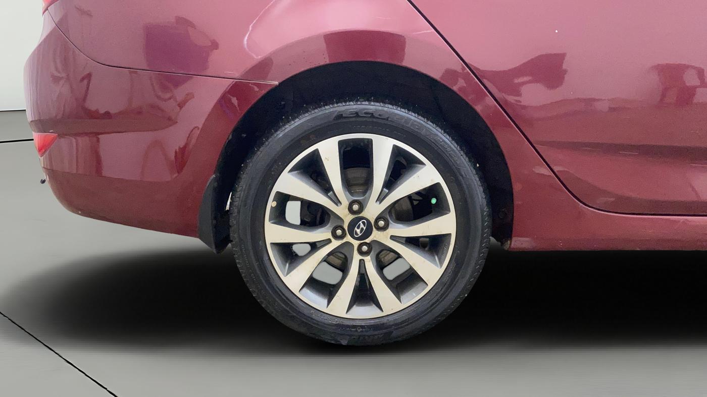 2013 Hyundai Verna FLUIDIC 1.6 VTVT SX, Petrol, Manual, 52,089 km, Right Rear Wheel