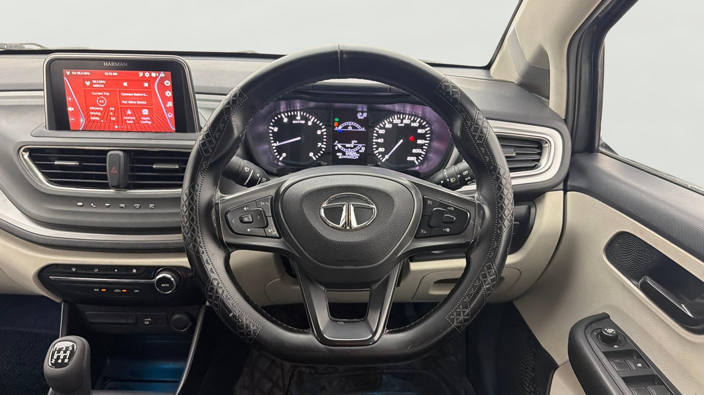 2022 Tata ALTROZ XT PETROL, Petrol, Manual, 54,918 km, Steering Wheel Close Up