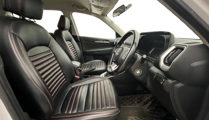 2021 KIA SONET HTK PLUS 1.2, Petrol, Manual, 29,739 km, Right Side Front Door Cabin