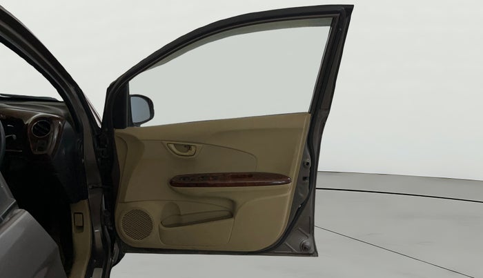 2015 Honda Amaze 1.2L I-VTEC S, Petrol, Manual, 63,945 km, RHS Front Door